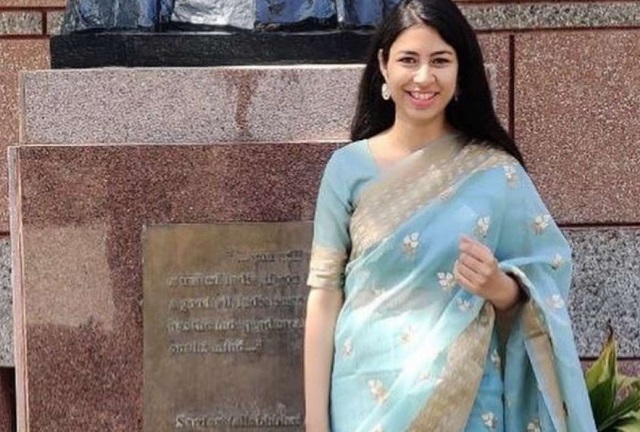 ananya singh ias